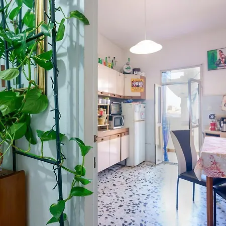 بيت ضيافة Pothos - Eng Ita - Air Conditioning Wi-fi Fridge Netflix Local Guide - Aria Condizionata, Frigo, Internet, Guida Locale
