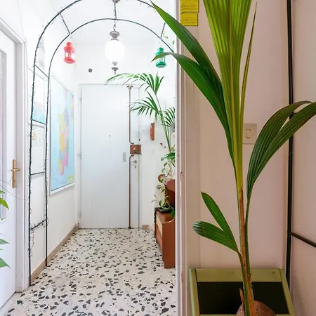 Pothos - Eng Ita - Air Conditioning Wi-fi Fridge Netflix Local Guide - Aria Condizionata, Frigo, Internet, Guida Locale