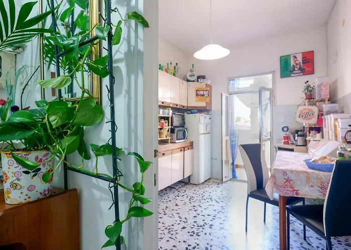 Affittacamere Pothos - Eng Ita - With Air Conditioning Wi-fi Fridge Netflix Bike Rent Local Guide - Con Aria Condizionata, Frigo, Internet, Guida Locale, Noleggio Bici