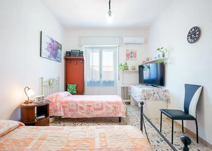 Πανσιόν Pothos - Eng Ita - Air Conditioning Wi-fi Fridge Netflix Local Guide - Aria Condizionata, Frigo, Internet, Guida Locale Κάλιαρι