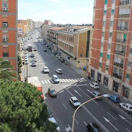Pothos: Cozy With Modern Amenities Cagliari