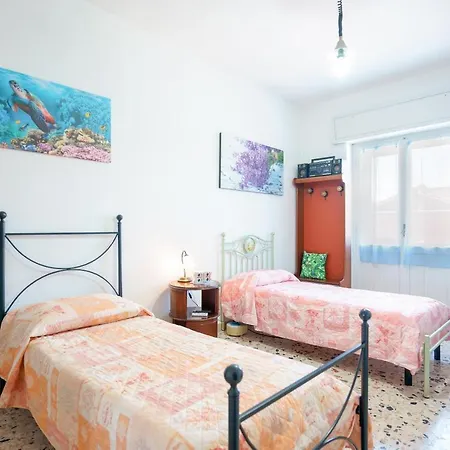 Gasthuis Pothos - Eng Ita - Air Conditioning Wi-fi Fridge Netflix Local Guide - Aria Condizionata, Frigo, Internet, Guida Locale *