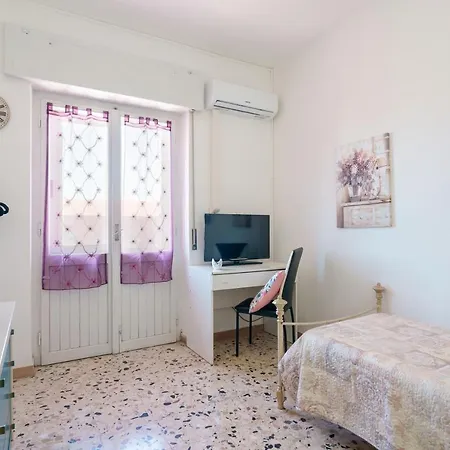 Gasthuis Pothos - Eng Ita - Air Conditioning Wi-fi Fridge Netflix Local Guide - Aria Condizionata, Frigo, Internet, Guida Locale